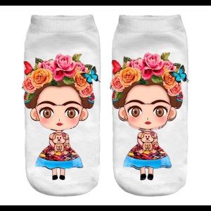 Women’s Frida Kahlo socks.